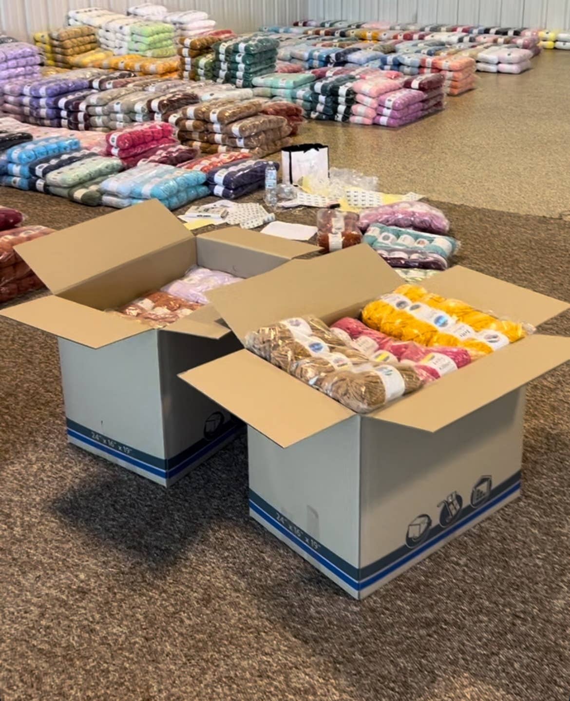 Chenille Super Bulky Yarns|Finest Quality